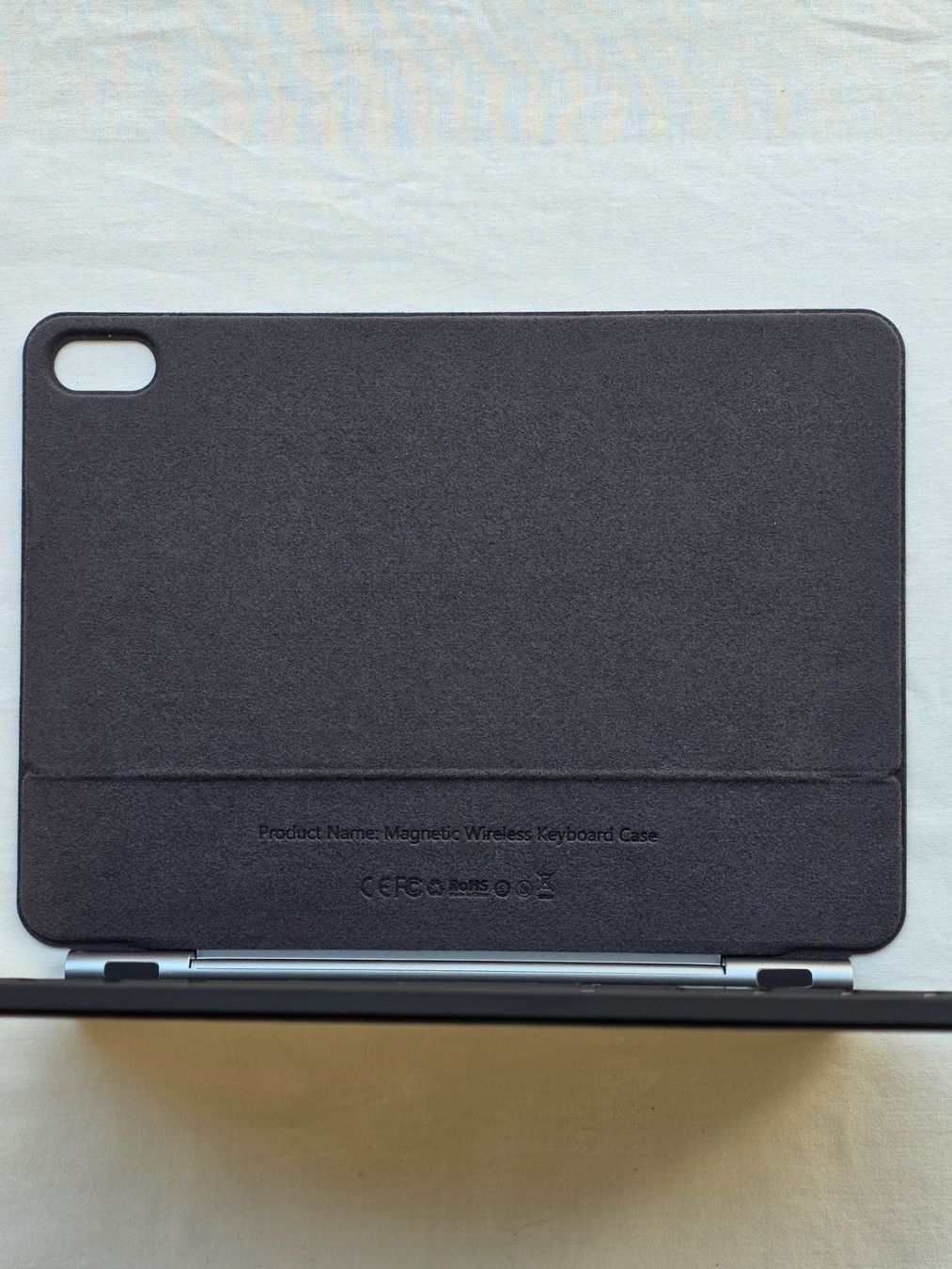 Tastiere: Wireless Keyboard Case for Apple iPad – Usato da Zürich venduto da Miscellaneous_ 2