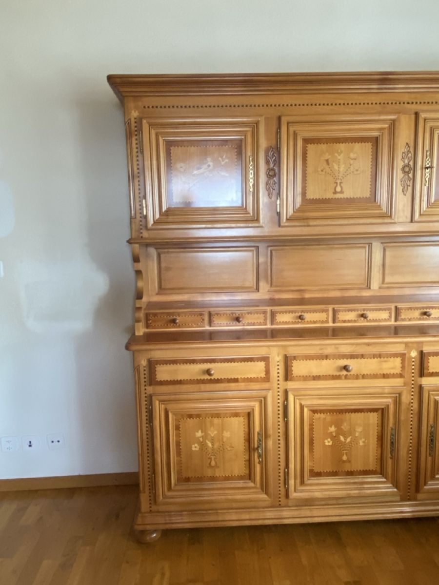 Schränke: Buffet-Schrank guter Zustand – Gebraucht aus Metzerlen von sam_6vnq 1