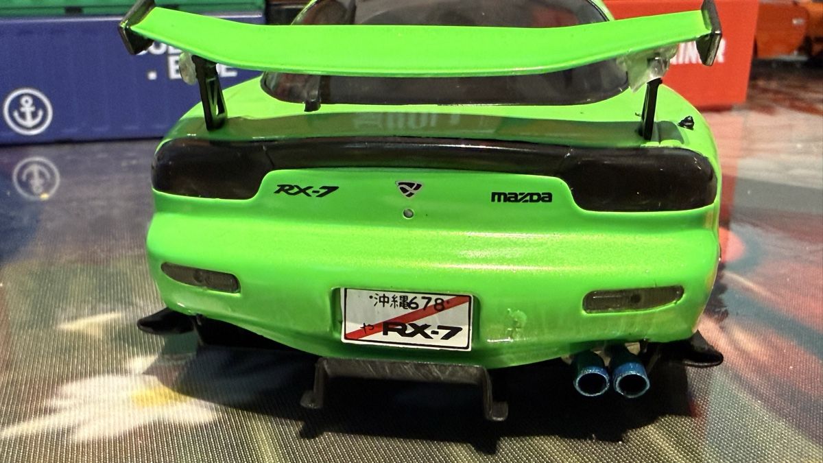 Mazda Modellautos: Mazda RX-7 limegrün 1:18  – Neu (gemäss Beschreibung) aus Basel von Zomeg 8
