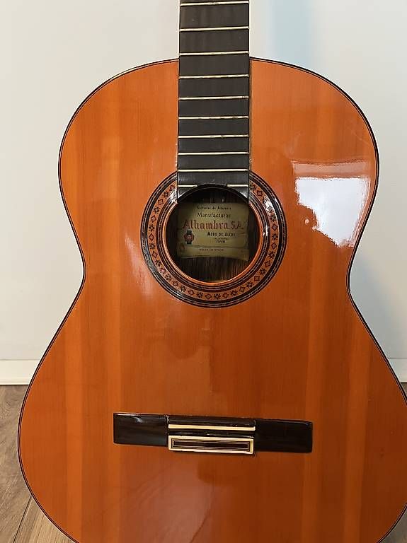 Musikinstrumente: Gitarre spanische – Gebraucht aus Emmenbrücke von mamada 1