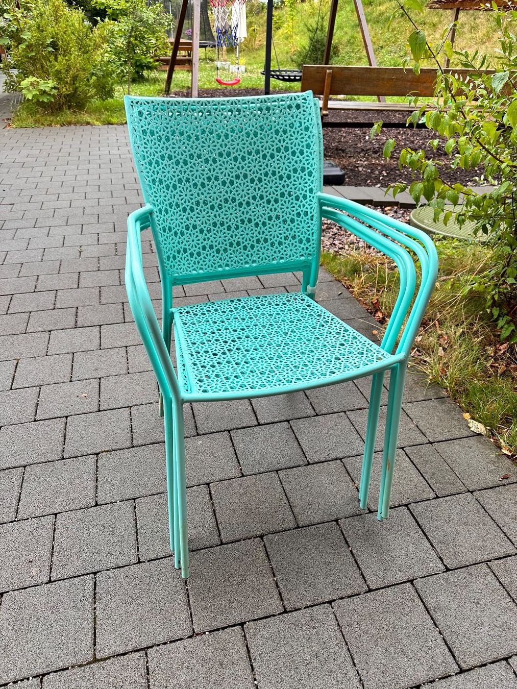 Gartenstühle: 4 Gartenstühle metall stapelbar – Gebraucht aus Allschwil von