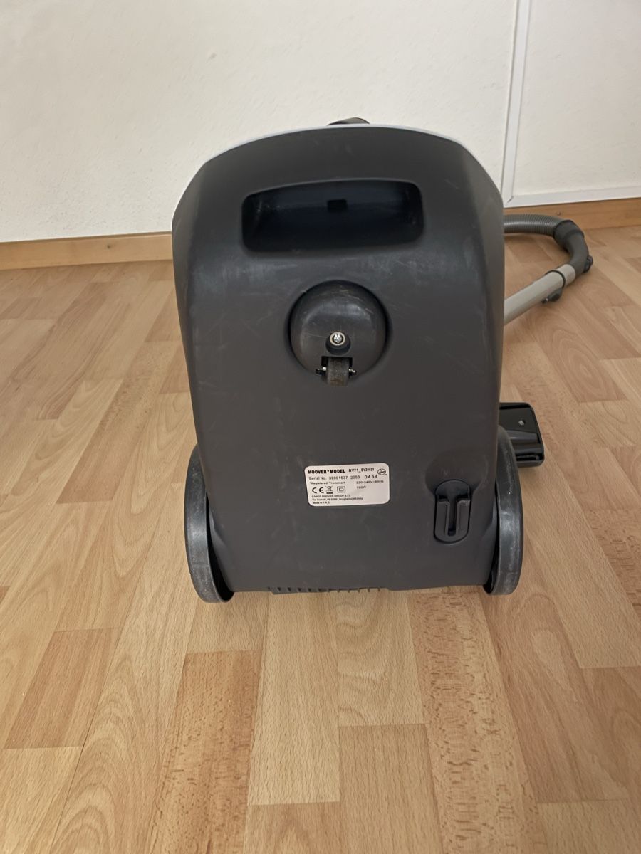 Hoover Aspirapolveri & Accessori: Hoover Brave Staubsauger – Usato da Ittigen venduto da schneckenpfupf 3