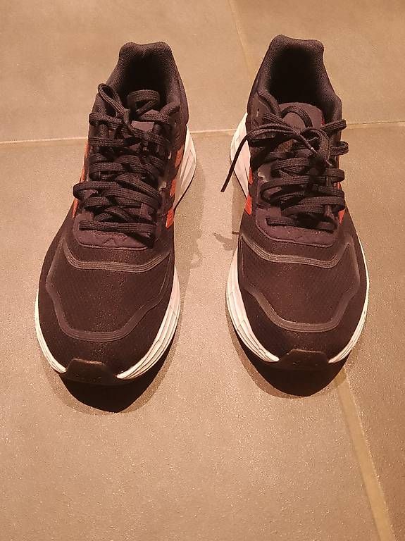 Herrenschuhe: Basket Adidas taille 40 – Gebraucht aus Tavannes von charles69 1