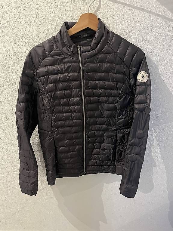 Vestes: Puffer Jacket Sunvalley – D'occasion à Zürich par mik_7hwr