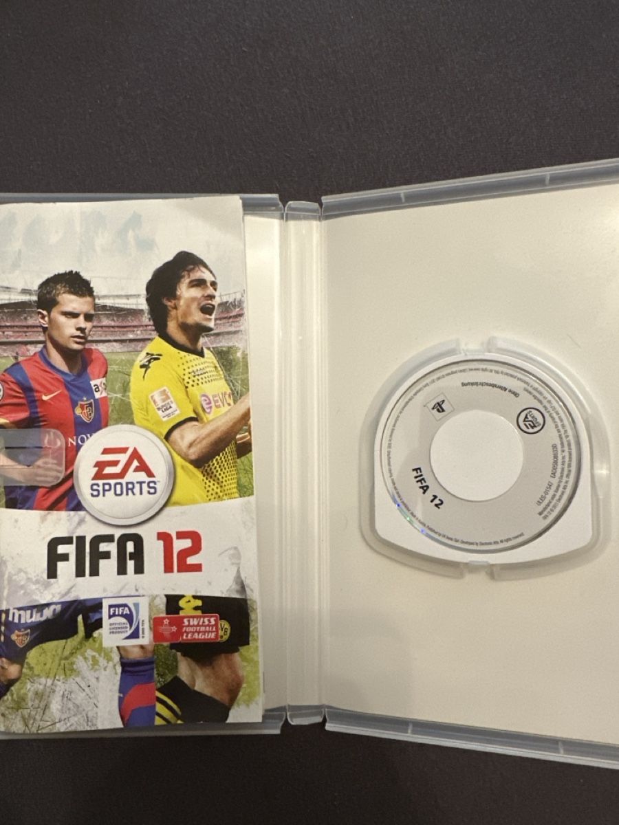 Sony Consoles: PSP FIFA 12  – D'occasion à Schlieren par eni_kwj2 1