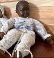 Handgemachte Puppe mit gestricktem Outfit