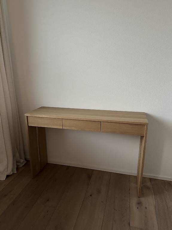 Tables: Konsolentisch aus massiv Eiche  – D'occasion à Küssnacht am Rigi par cei_78bz