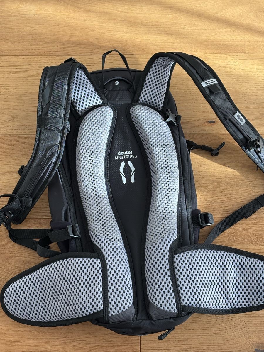 Veloplus Zaini: Veloplus Rucksack Yak (Deuter) – Nuovo (secondo la descrizione) da Hildisrieden venduto da chr_nj2h 1