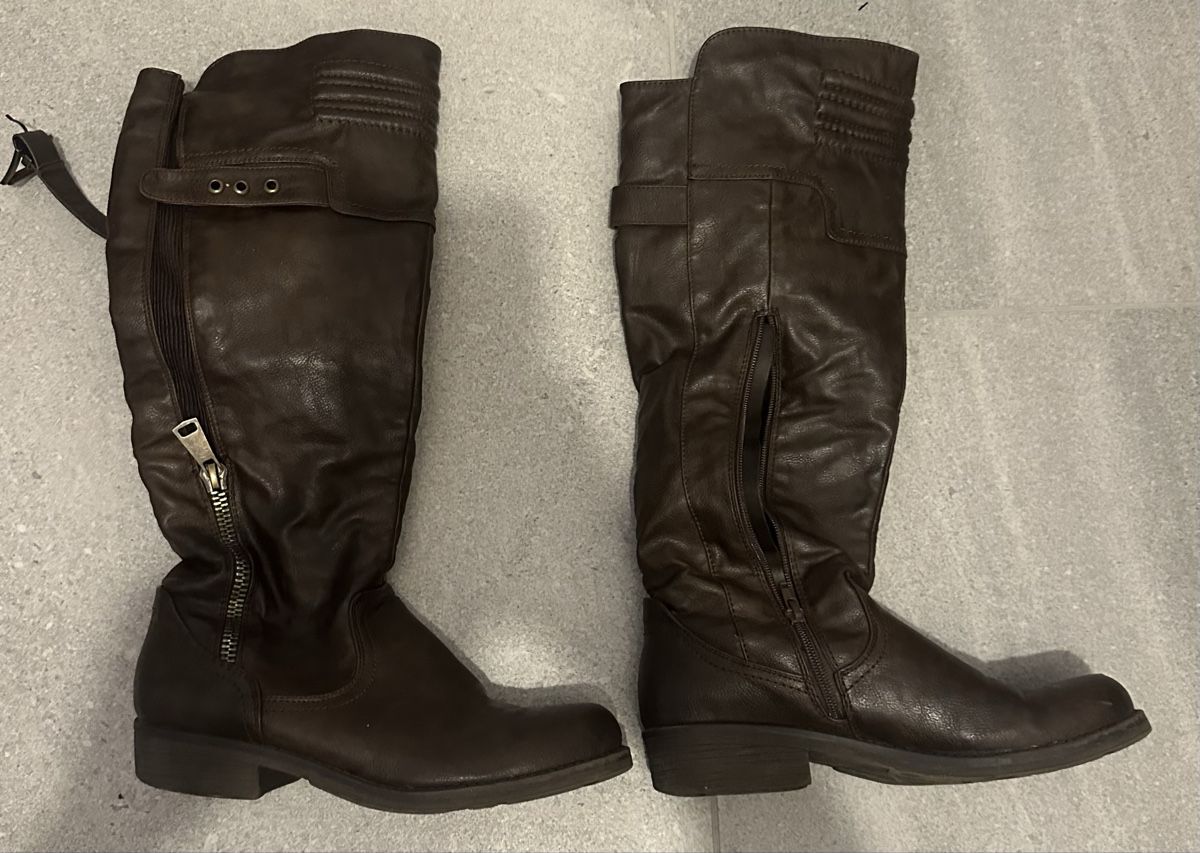 Scarpe da donna: Braune Winterstiefel, Grösse 38 – Usato da Fahrwangen venduto da lya_n6l6 1
