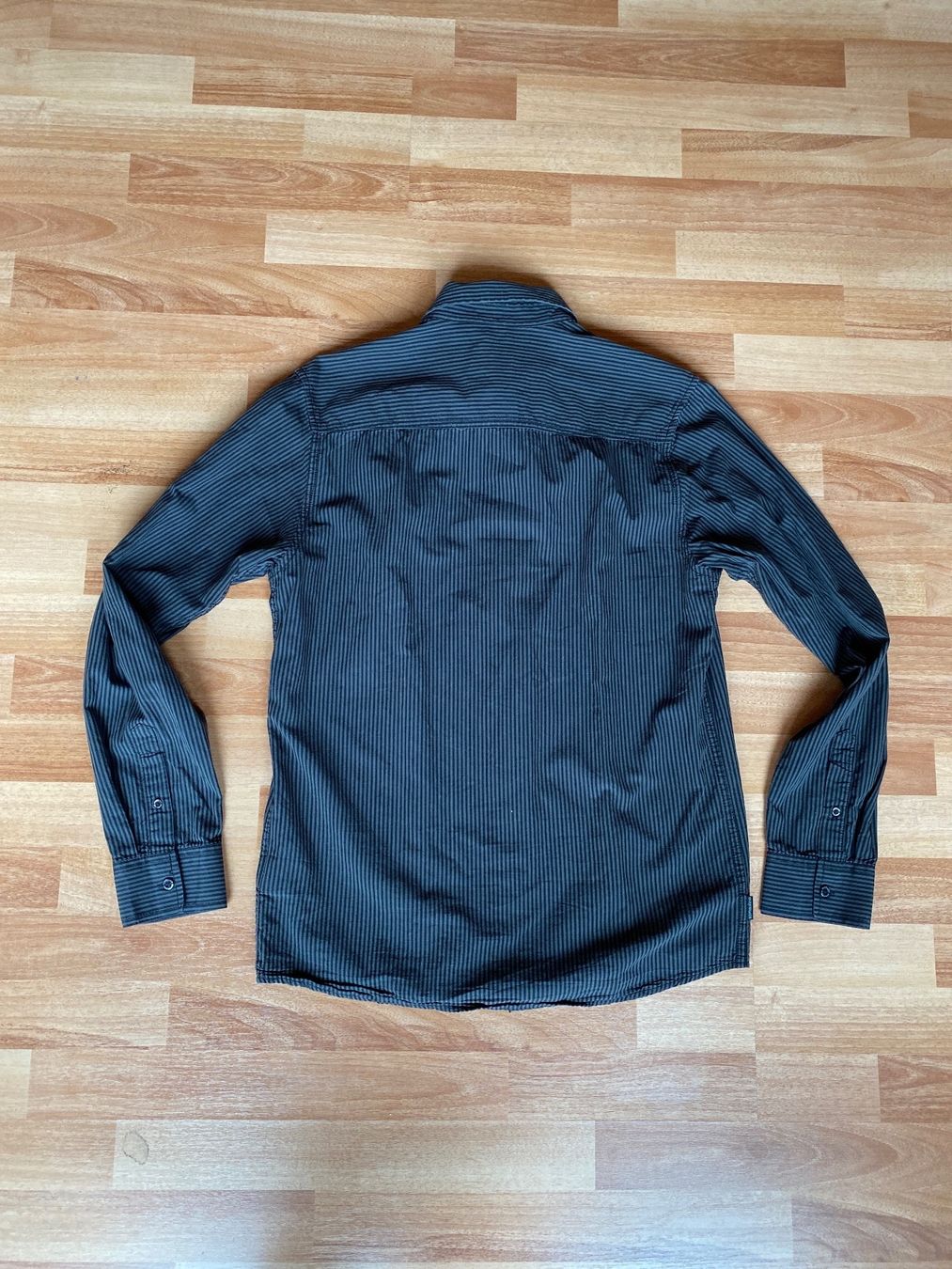 Quiksilver Camicie: QuikSilver Hemd Gr. M Midfit – Usato da St. Gallen venduto da mai_gd7k 2