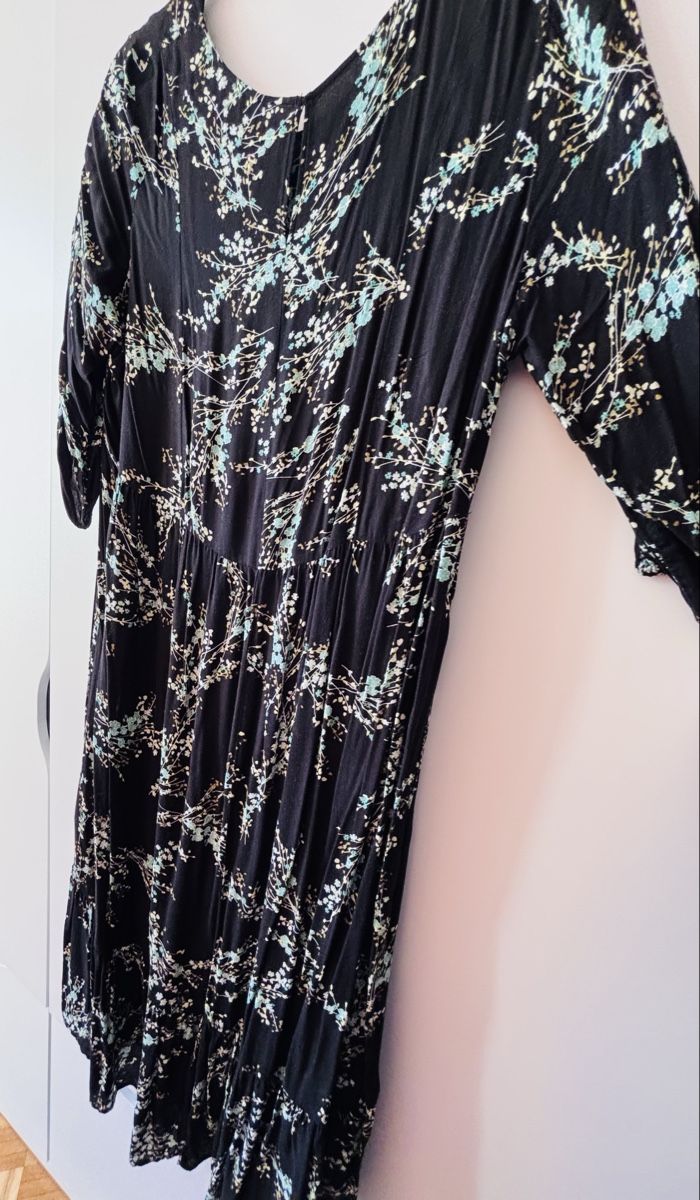 C&A Vestiti: Maxikleid 48/50 schwarz/mint => Ab 14.- – Usato da Basel venduto da Seele7 2