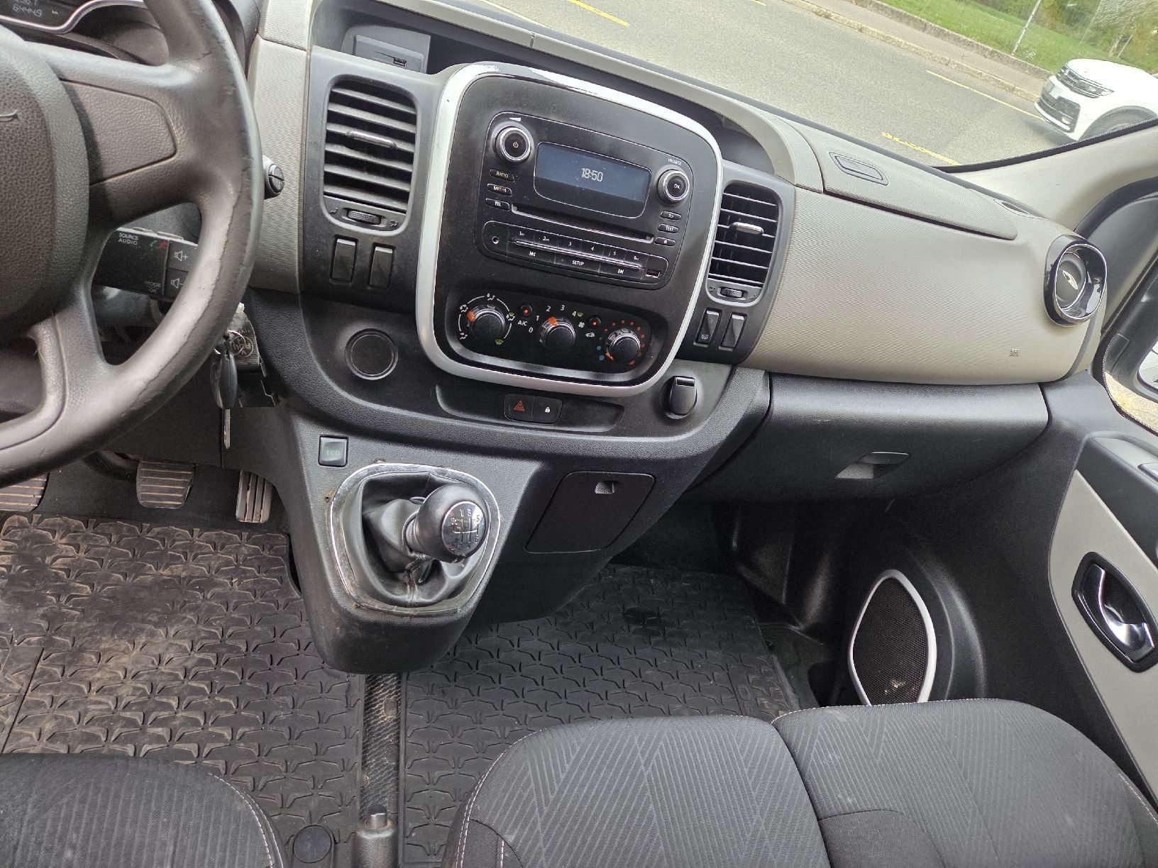 Renault Automobili: Renault trafic 1.6 dCi115 – Difettoso da Buchs AG venduto da aar_9hnt 1