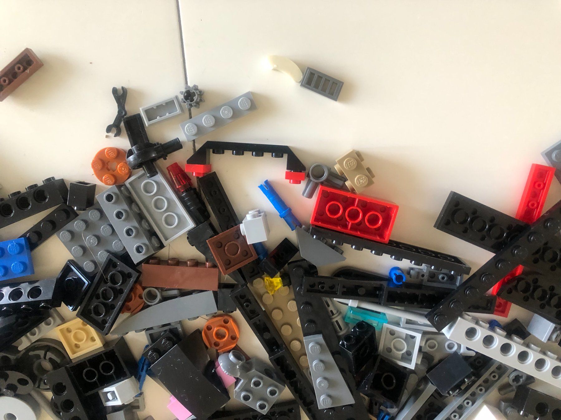 Lego Jeux de construction: Star Wars l 75185 Einzelteile – D'occasion à Bassersdorf par sammelfloh 6