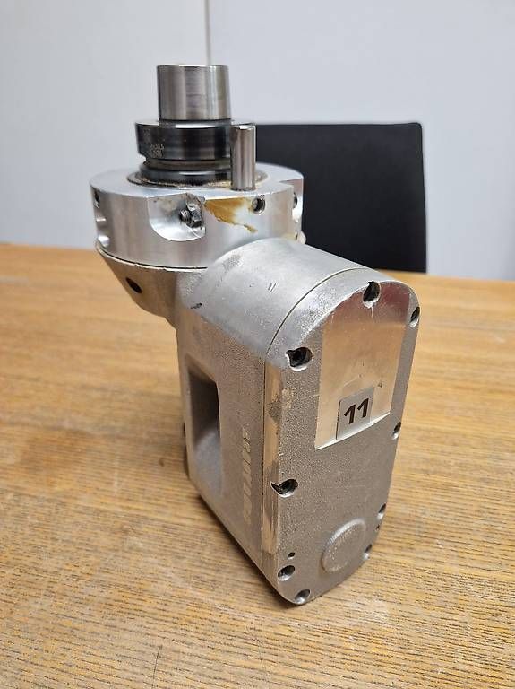 Engrenages: Altes CNC Rover 24 Winkelgetriebe – D'occasion à Aesch BL par fubi04 4
