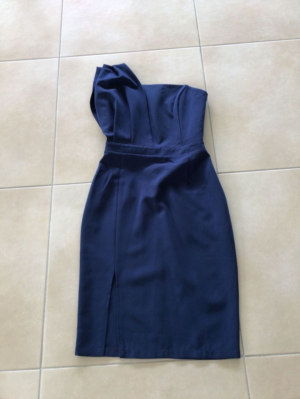 Vestiti: Elegantes Kleid, One-Shoulder, dunkelblau, Gr. S – Usato da Frauenfeld venduto da Stehojen