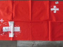 kleiner Tischläufer, mit Schweizerkreuz und Ortschaften