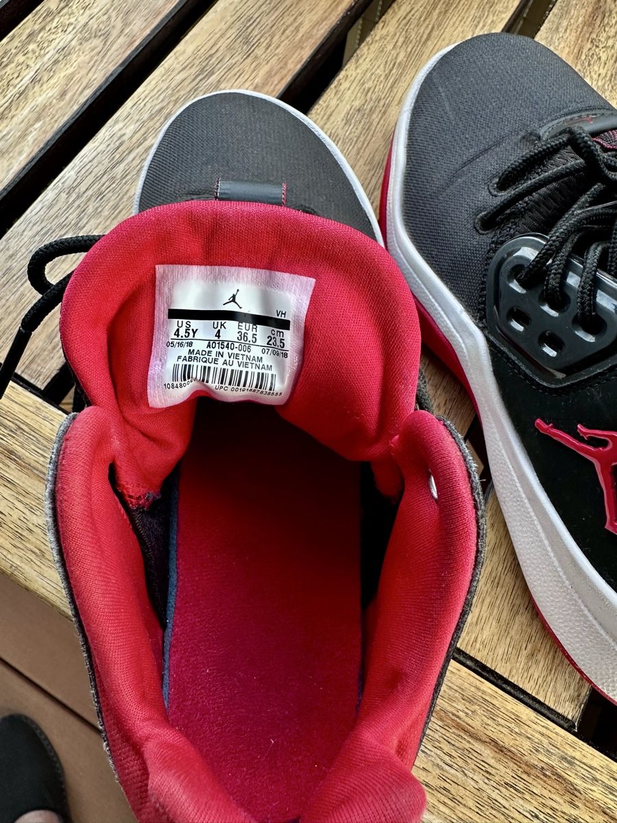 Jordan Chaussures hommes: Nike Jordan Sneakers – D'occasion à Buchrain par SATG 1