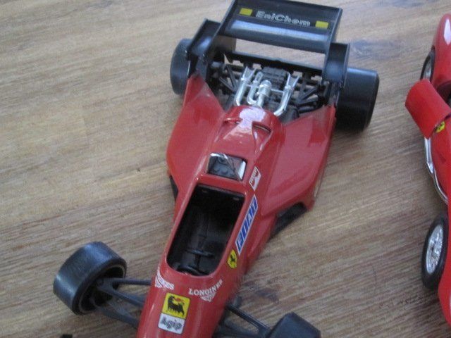 Ferrari Voitures modèles: Ferrari Modelle – D'occasion à Ehrendingen par salvi1995 2