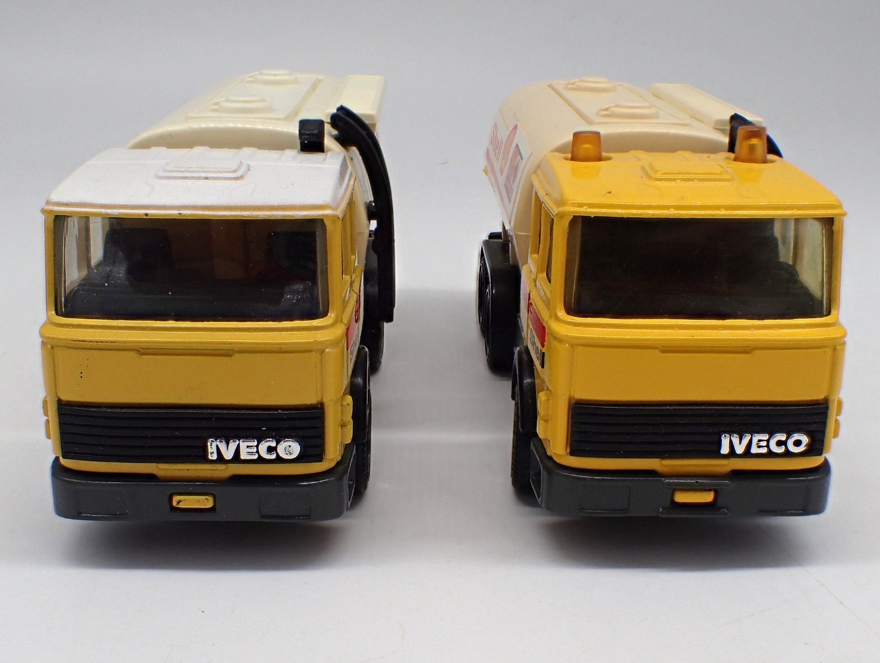 Matchbox Modellini d'auto: 2x Matchbox Tankwagen / camions citernes Shell – Usato da Ostermundigen venduto da archeopteryx 5