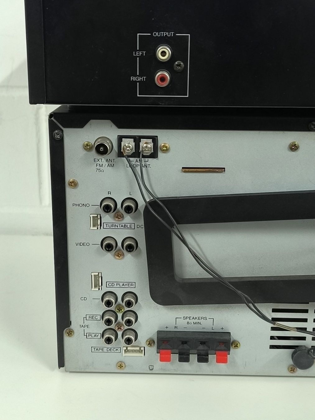 Sanyo Ricevitori: Sanyo V73 Stereo Receiver & Delcom CD-Player geprüft – Usato da Rüti ZH venduto da Restwert_Rueti_ZH 7