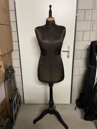 Antikes Schneiderpuppe Mannequin mit Fuss, Vintage Deko für 