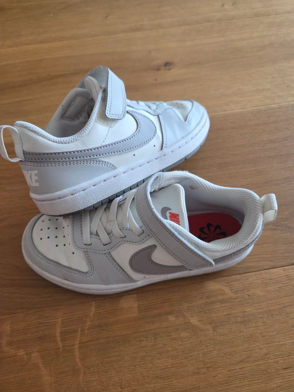 Nike Scarpe per ragazzi: Nike Court Bourogh Kids – Usato da Stein AG venduto da MARILiii89