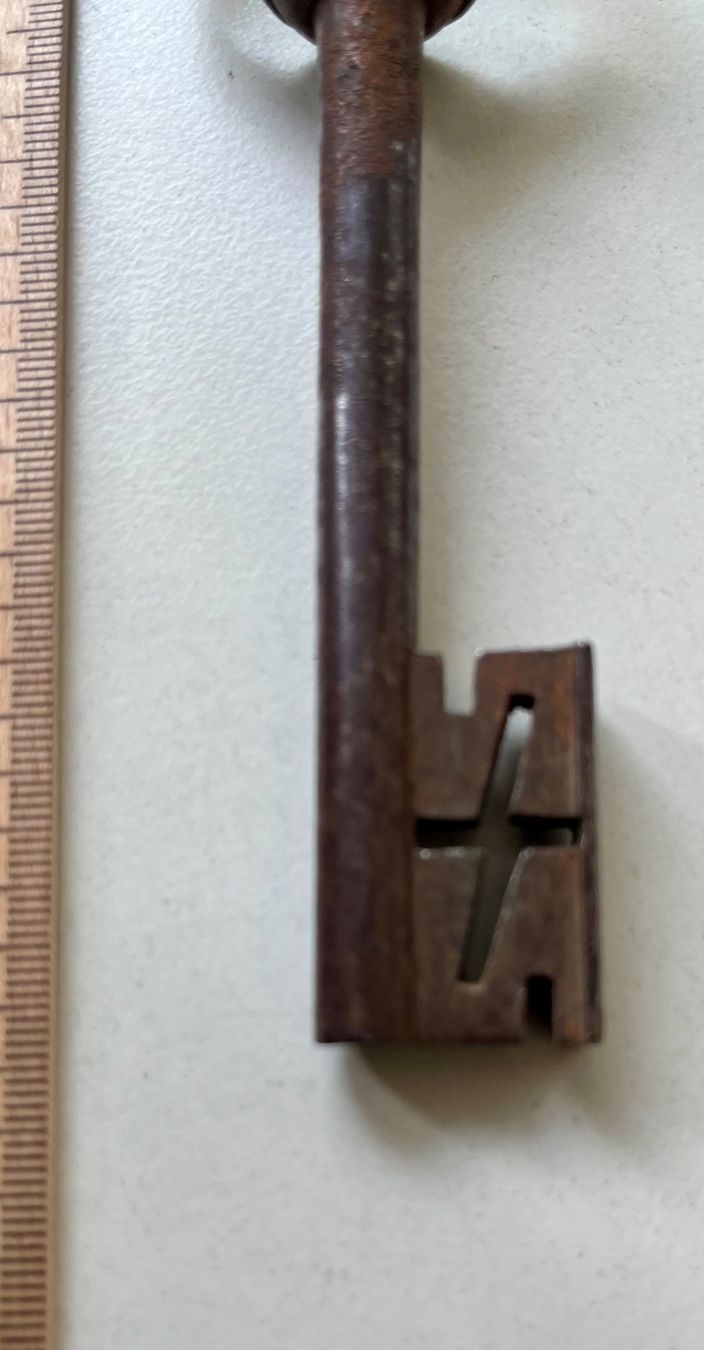Chiavi: Schlüssel antik Eisen, Bart, ca. 13cm – Usato da Ostermundigen venduto da DaxKarten-75 2