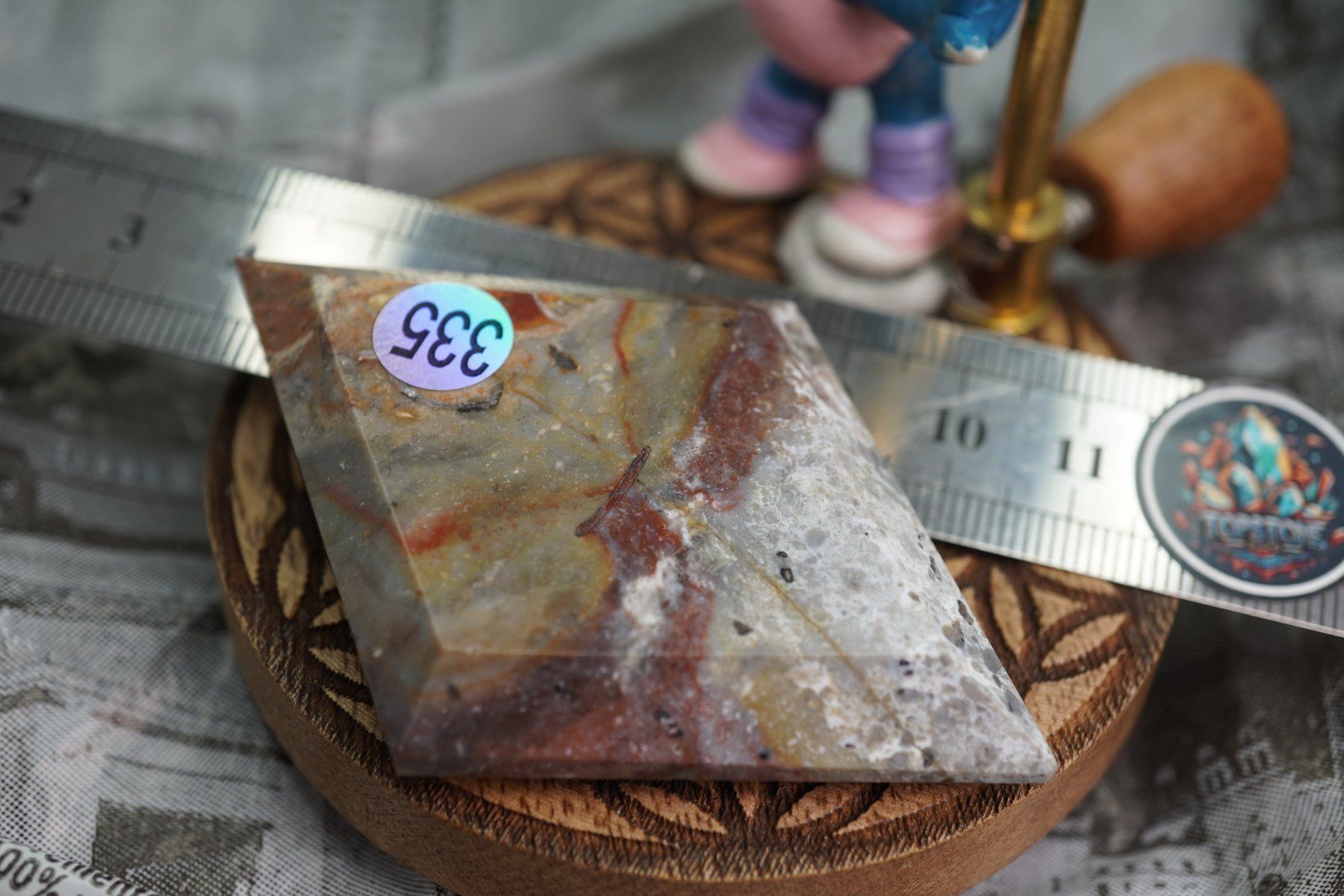 Minerali & Pietre curative: Crazy Lace   Achat  Triangel   ab  1.- – Nuovo e nell'imballaggio originale da Eschenbach SG venduto da topstone 6