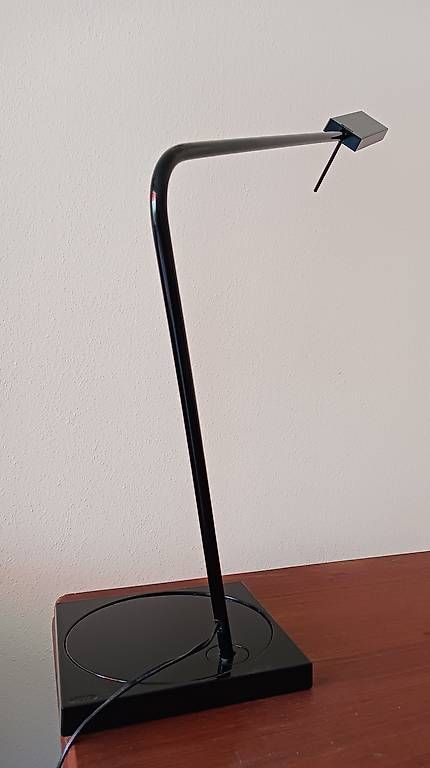 Luxo Lampen: luxo LED-Tischlampe schwarz mit Drehsockel – Gebraucht aus Zürich von pellybay 1