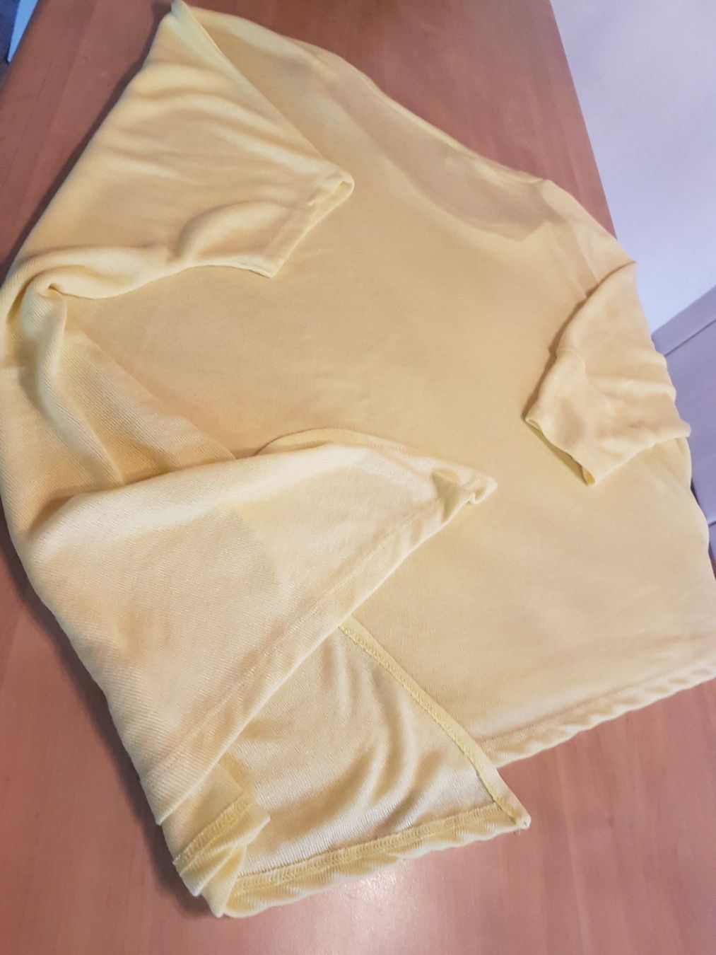 Zebra Maglioni & Felpe: Pull oversize jaune vif S-M marque Zebra – Usato da Villiers venduto da san_jn5w 7