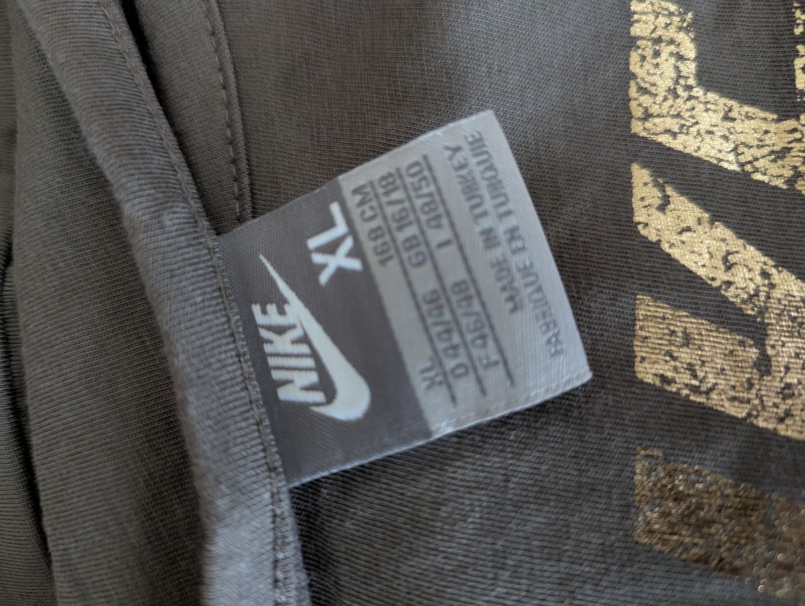 T-shirt: Nike Shirt XL – Nuovo (secondo la descrizione) da Bettlach venduto da Costmiri 1