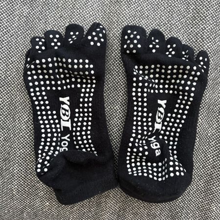 Yoga socks one size perfect condition 