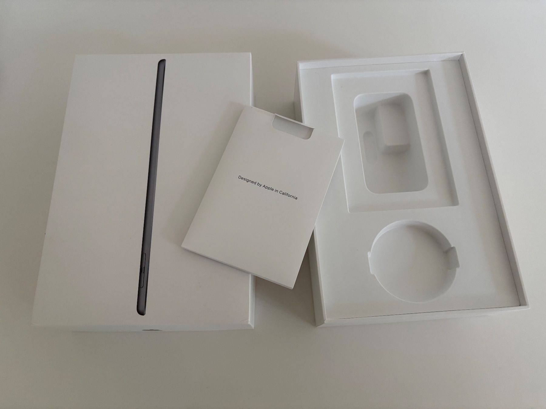 Apple Tablettes PC: Apple iPad mini (5. Generation) 64 GB mit Hüllen etc. – D'occasion à Ballwil par Soia 3