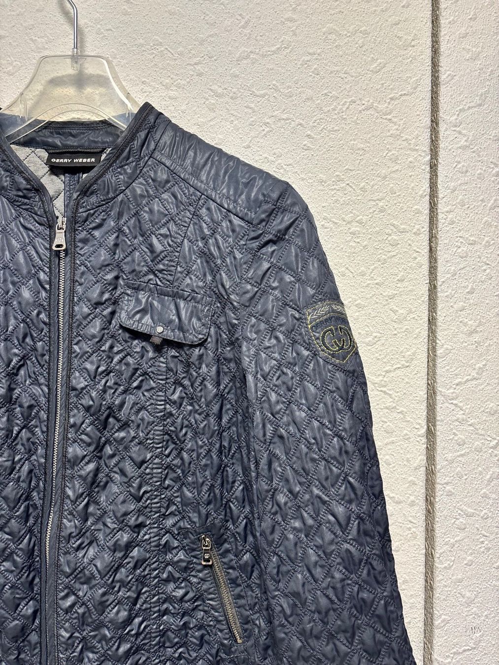 Gerry Weber Vestes: Gerry Weber leichte Steppjacke blau Gr. 40 – D'occasion à Bottmingen par ana_5hrv 2