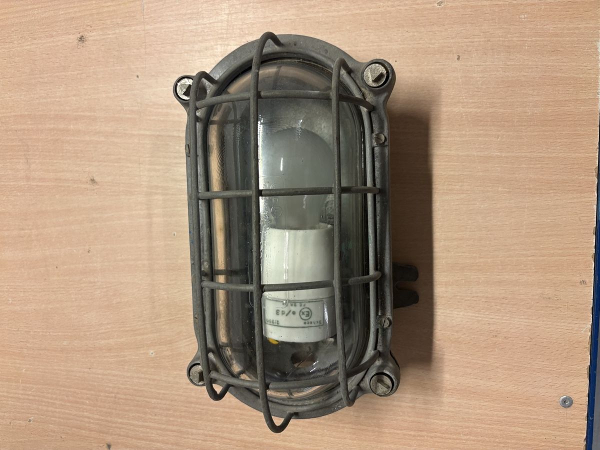 Belmag Lampade: Schiffsarmatur BELMAG – Usato da Leuzigen venduto da Bidilum