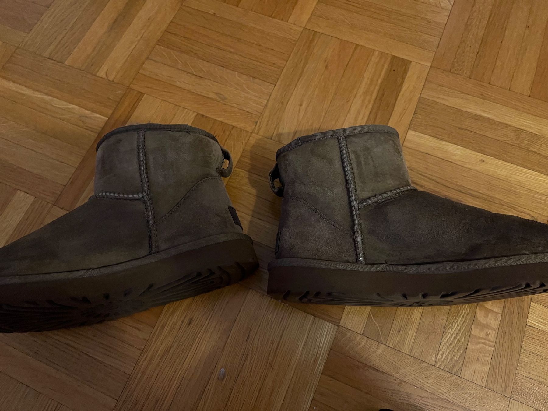 Ugg Scarpe da donna: UGG Boots – Usato da Wallisellen venduto da NE90 3