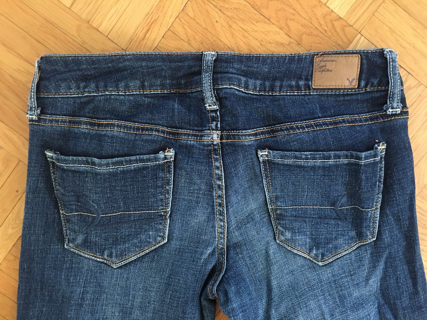 Hollister Jeans: HOLLISTER und 2 American Eagle, ab 1 Fr. – Nuovo (secondo la descrizione) da Rümlang venduto da ron2000 9