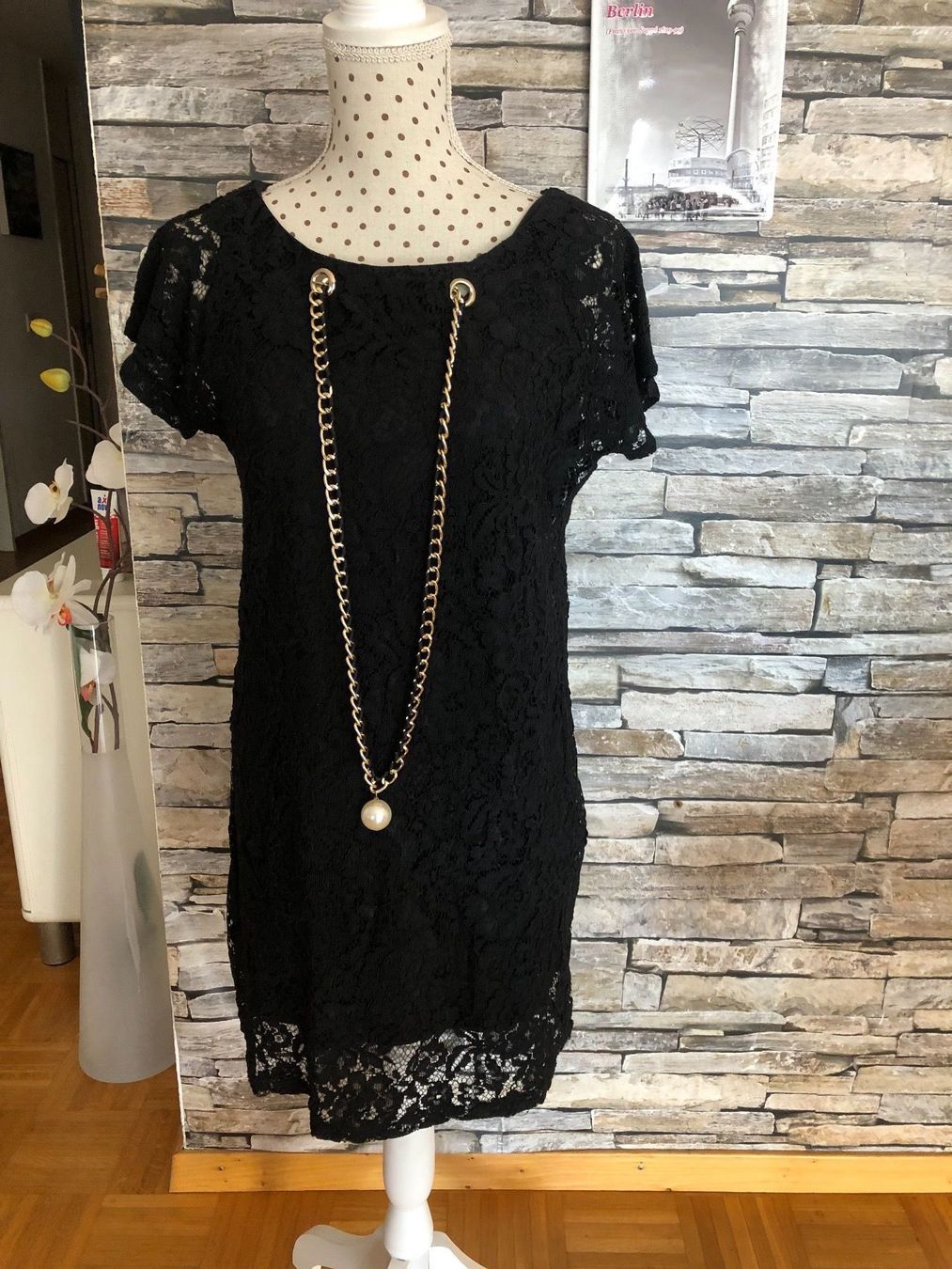Vestiti: Kleid schwarz Spitze Gr. S/M – Usato da Wettingen venduto da Hasta80