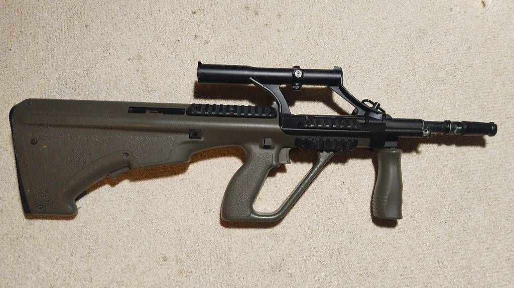 Armi bianche: APS AUG A1 Para AEG Airsoft – Usato da Gossau ZH venduto da tobiwils 1