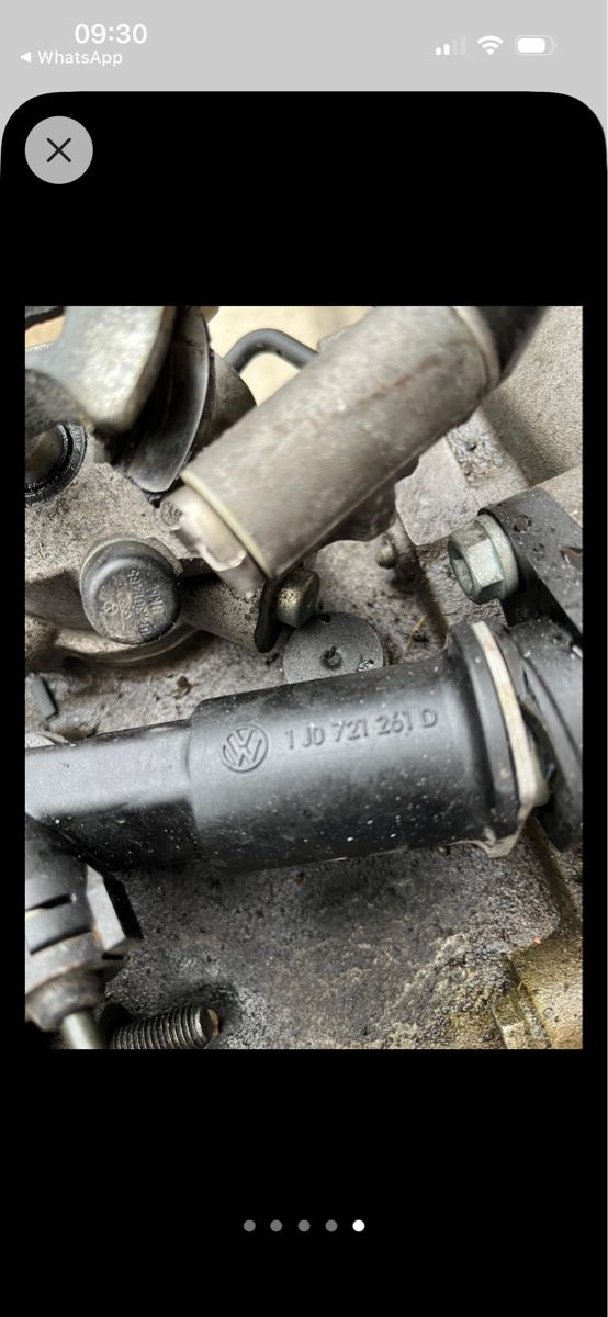 Volkswagen Tutti pezzi di ricambio auto: Vw Golf 4 jg 2001 2.0l Getriebe  – Usato da Engelburg venduto da tdi_6bpl 3