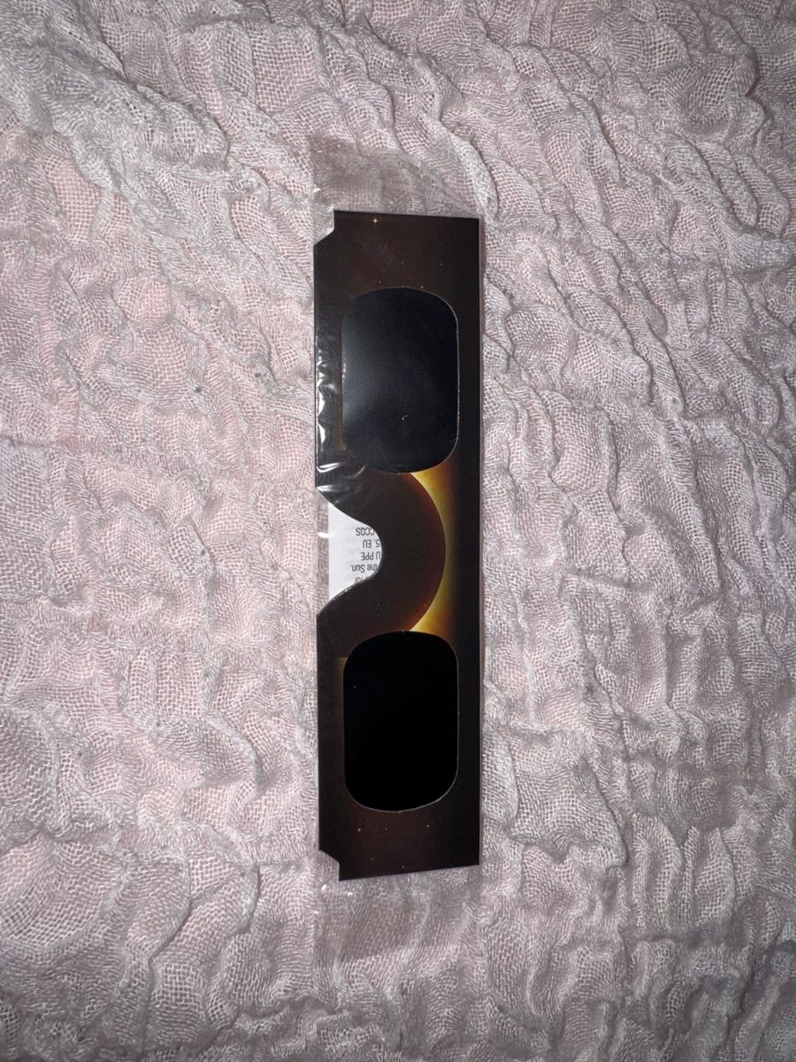 Brillen & Gläser: Sonnenfinsternisbrille – Neu und originalverpackt aus Fräschels von arn_9gjp 1