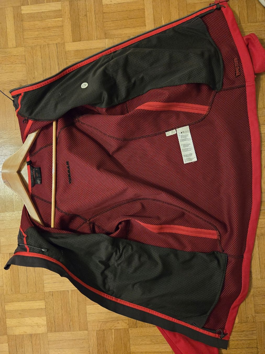 Mammut Jacken: Männer Mammut Shelljacke – Gebraucht aus Aarau von crissta 7