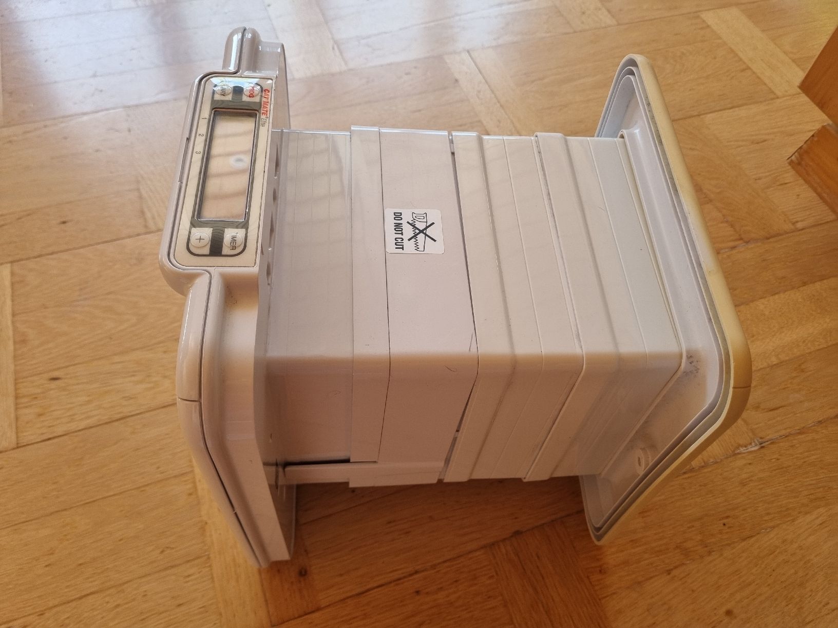 Katzenklappen: Microchip Katzenklappe mit Timer Funktion – Gebraucht aus Wildhaus von Lurch1971 3