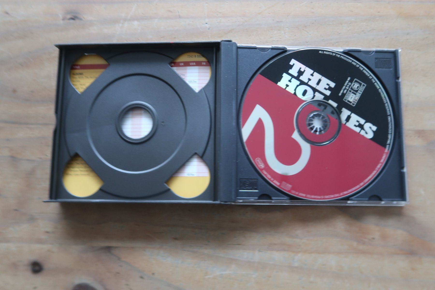 CD: THE HOLLIES - SINGLE COLLECTION - 2x CD – Usato da Basel venduto da Patiscat 6