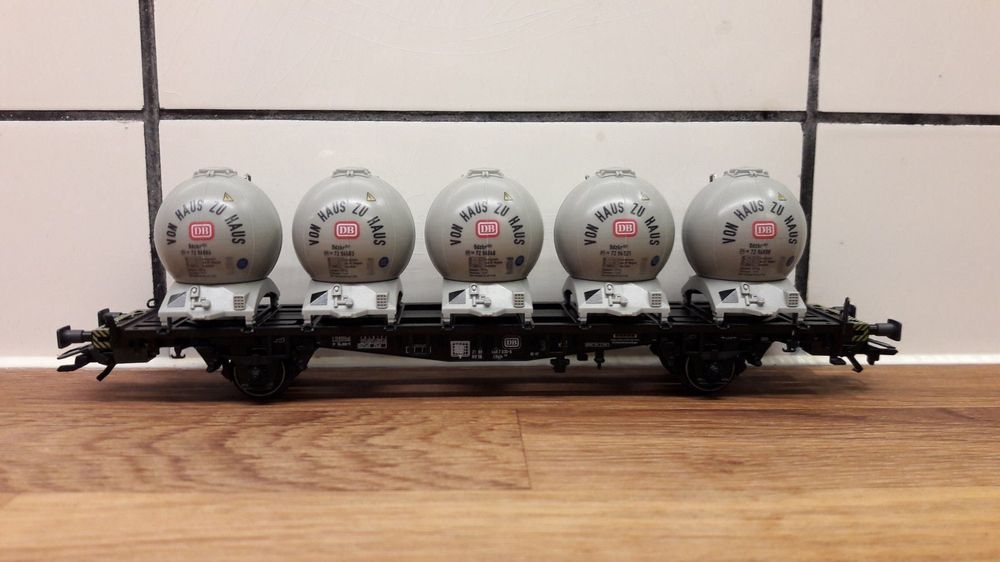 Märklin HO DB wagon plat avec 5 containers DB Kaufen auf Ricardo