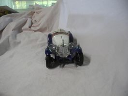 BBURAGO  1:18   ALFA ROMEO 2300 SPIDER  GUT ERHALTEN