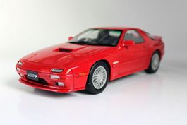 Mazda RX-7 II Turbo FC3S Phase III 1989-1992 RHD rot    1:18
