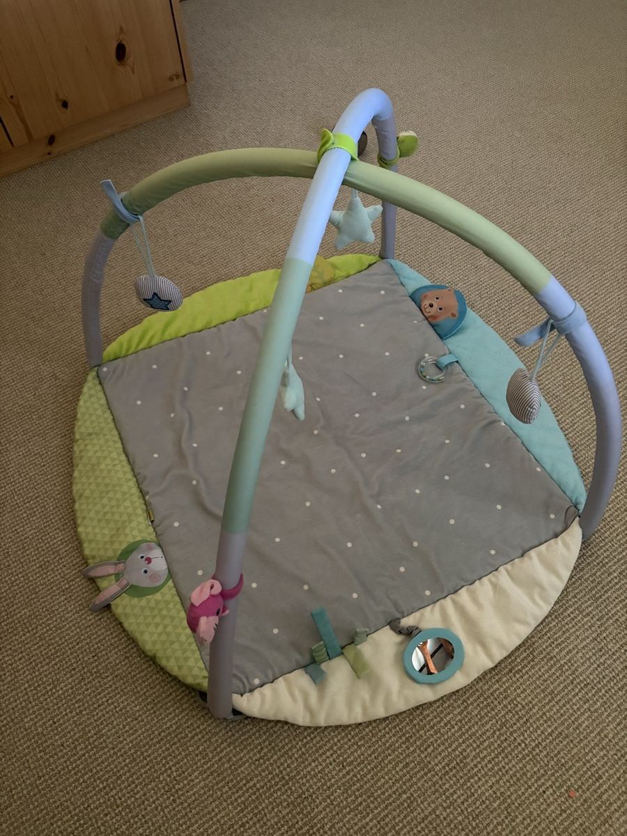 Tapis de jeu: Spieldecke mit Spielbogen – D'occasion à Hombrechtikon par ClaudiaDiamond