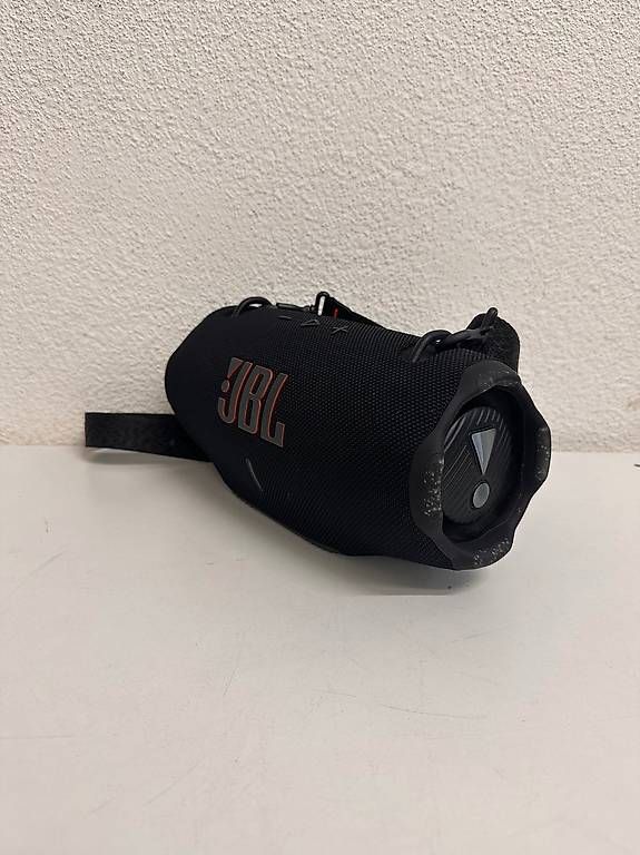 JBL Casse acustiche: JBL Xtreme 4 Bluetooth Lautsprecher mit Tragegurt – Usato da Obernau venduto da Arche_Noah_Brocki 1