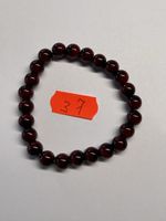 1 Stück /  Armband mit roten Naturstein Perlen. 